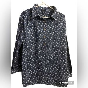 Woman’s plus size light weight navy blue floral cotton blouse by Chaps size 3X